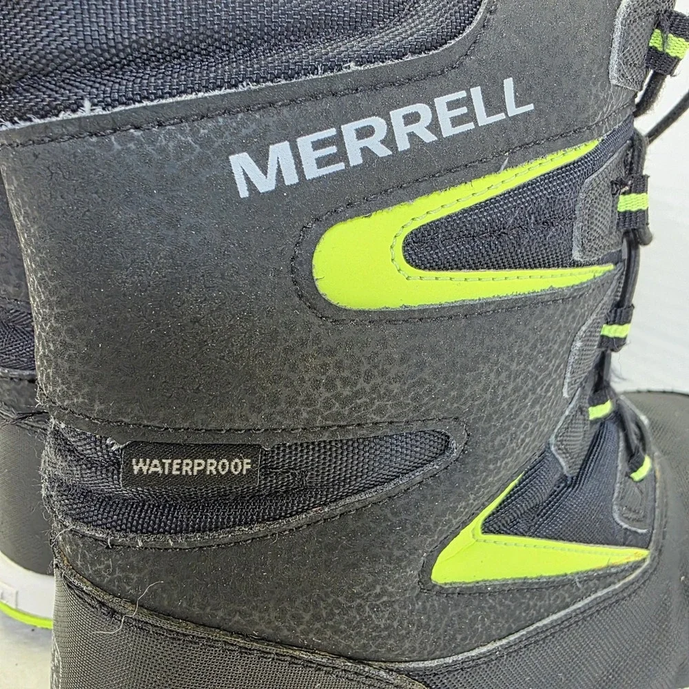 Merrell Boys Snow‎ Boots size 4M Snow Bank Winter Waterproof